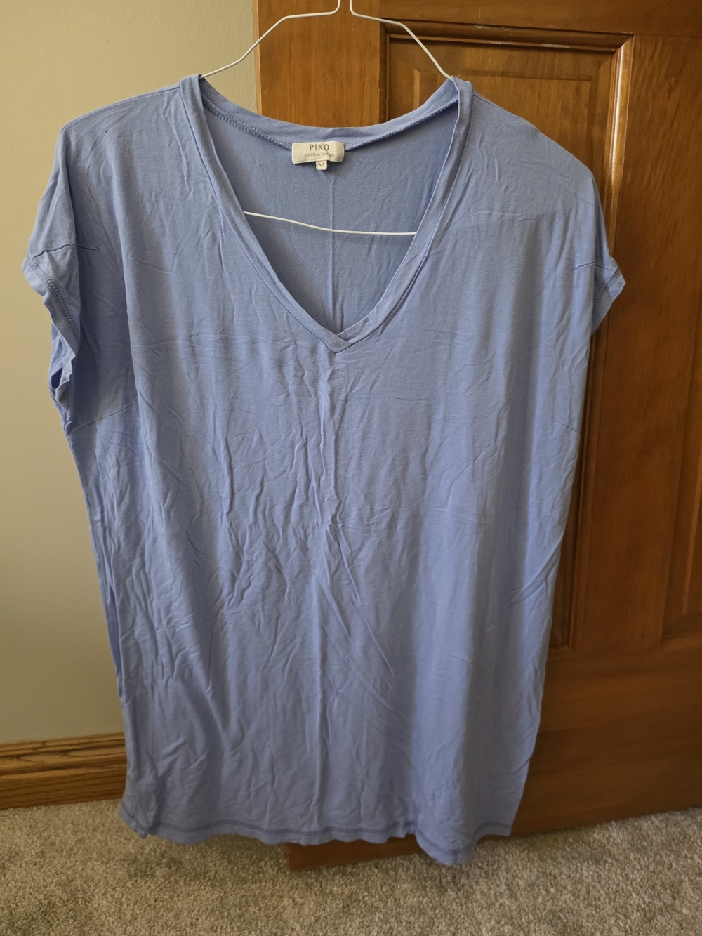 Piko 1988 Light Blue V‑Neck Tunic Tee & Black Tee